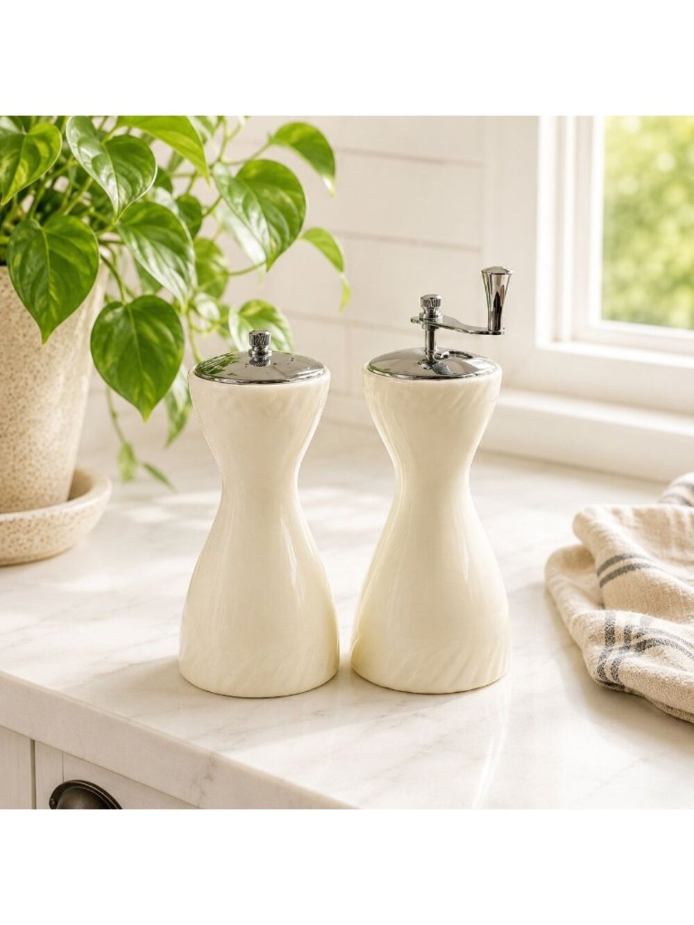 Lenox Ivory Porcelain Salt & Pepper Grinder Set With Chrome Accents Vintage 7" E
